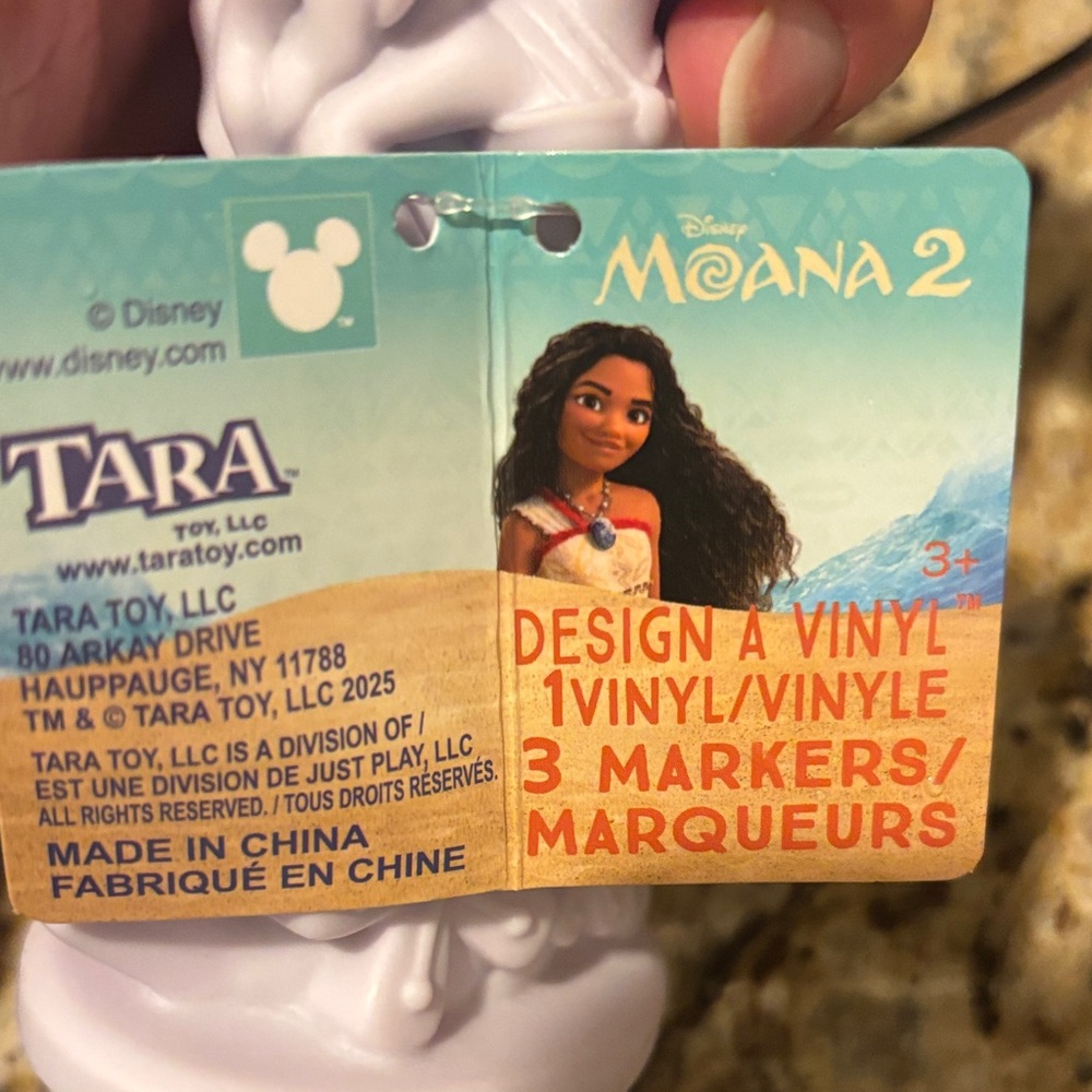 Disney Moana 2 Vinyl Art Set with Markers